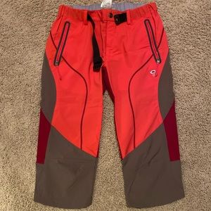 Mountain Hardwear capris